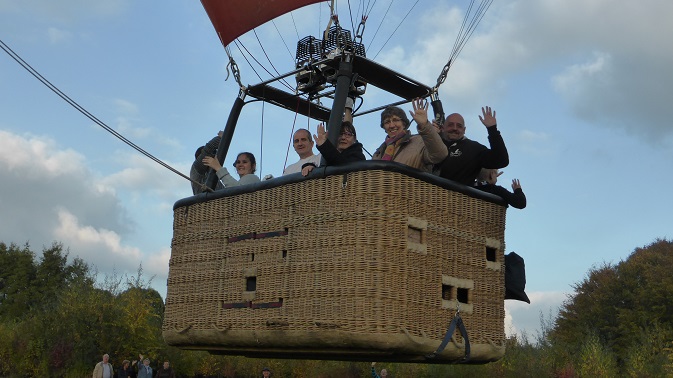 Décollage de la montgolfière